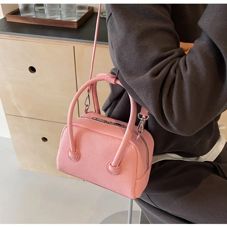 Light Blue Women's Shoulder Messenger Bag Spring Summer 2024 — feature 28