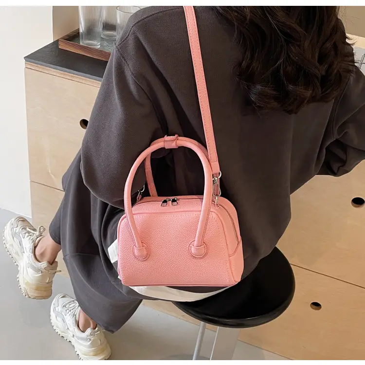 Light Blue Women's Shoulder Messenger Bag Spring Summer 2024 — feature 29
