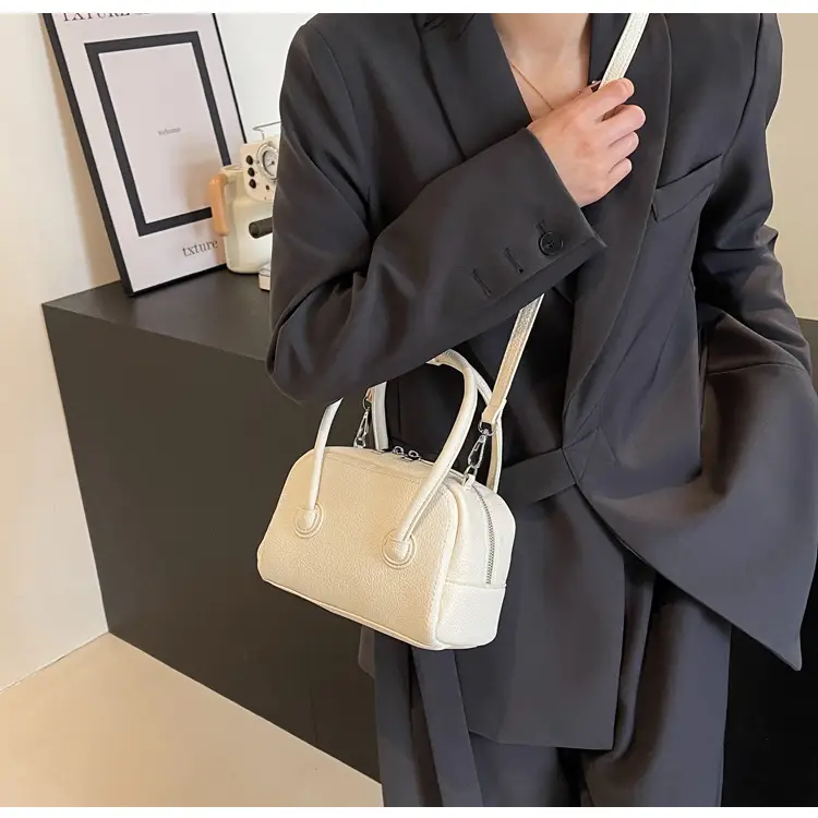 Light Blue Women's Shoulder Messenger Bag Spring Summer 2024 — feature 34