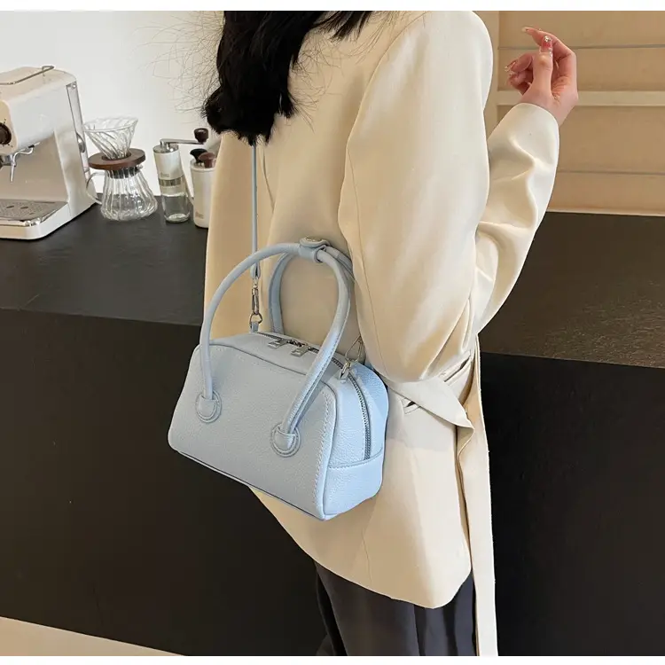 Light Blue Women's Shoulder Messenger Bag Spring Summer 2024 — feature 45
