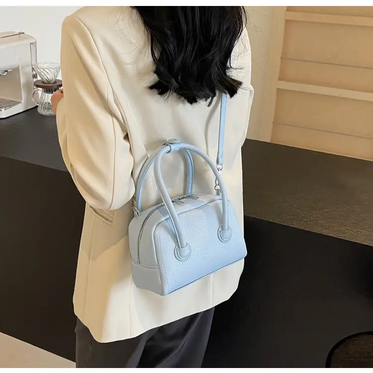Light Blue Women's Shoulder Messenger Bag Spring Summer 2024 — feature 47