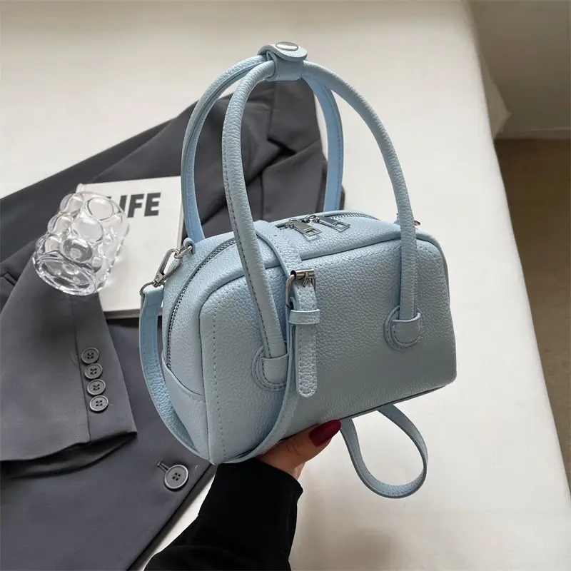 Light Blue Women's Shoulder Messenger Bag Spring Summer 2024 - Image 2