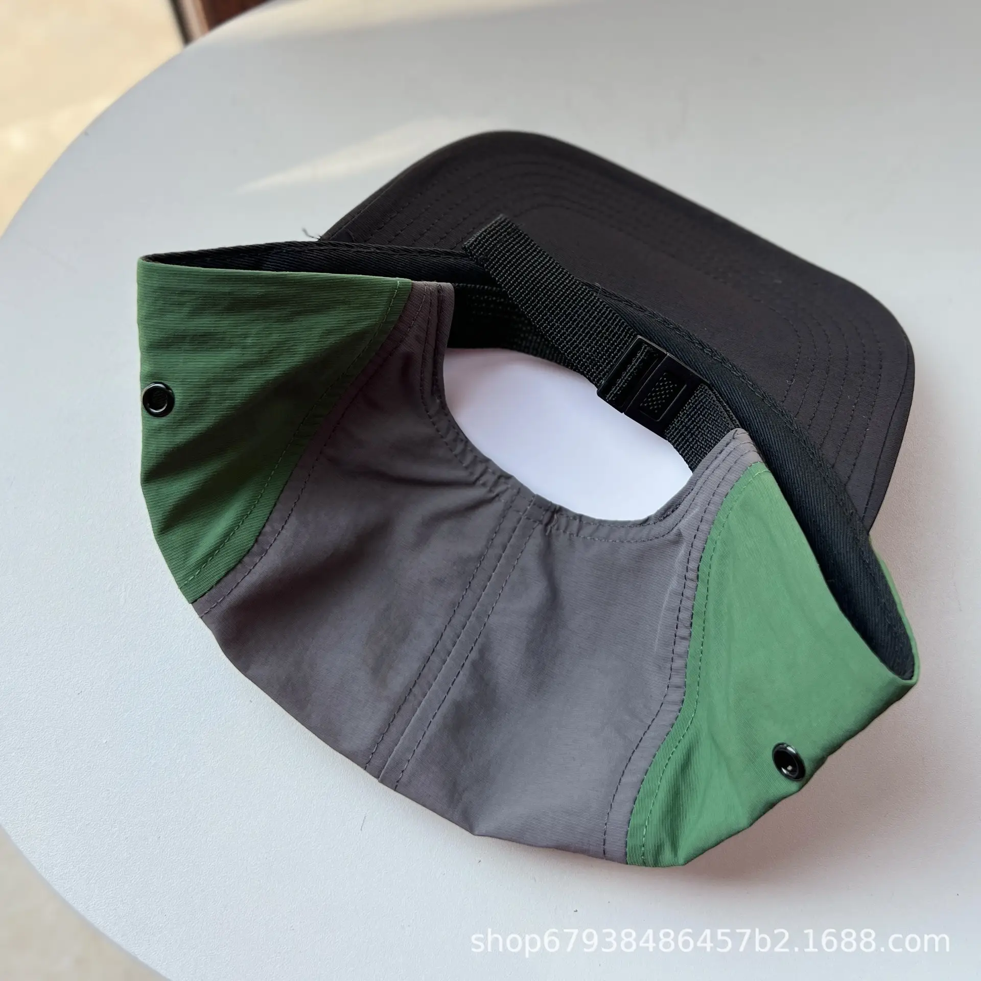 Men's Color Changing Sun Hat with Blue Green Trim — feature 9