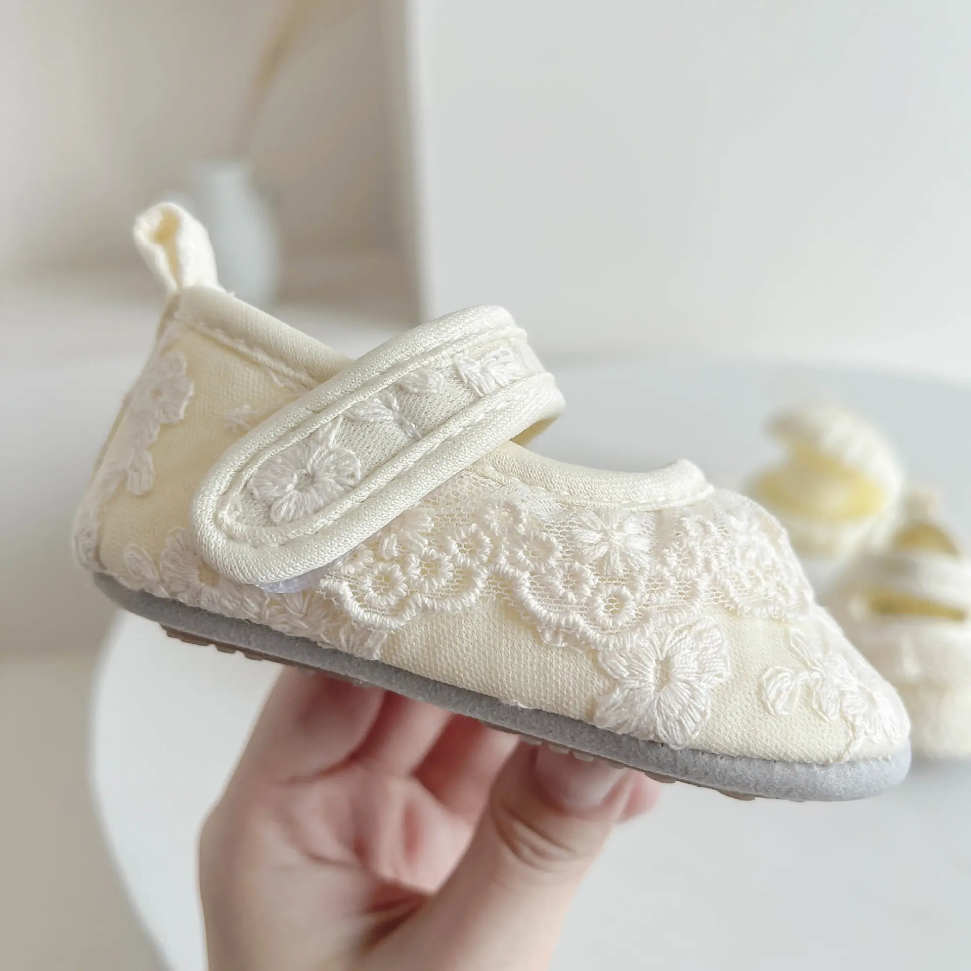 White Lace Baby Shoes 0-1 Year Old Cotton Non-Slip — feature 7
