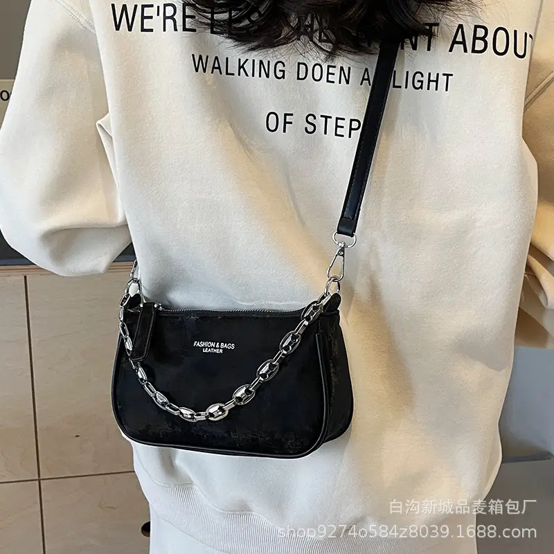 Black Chain Shoulder Bag for Women 2026 - Image 8