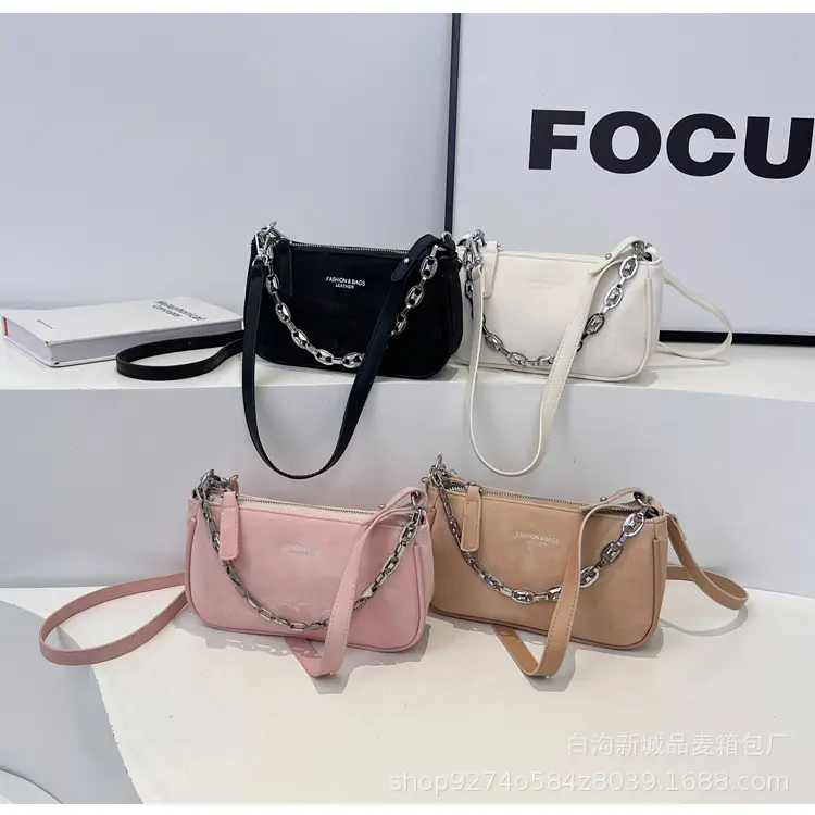 Black Chain Shoulder Bag for Women 2026 — feature 14