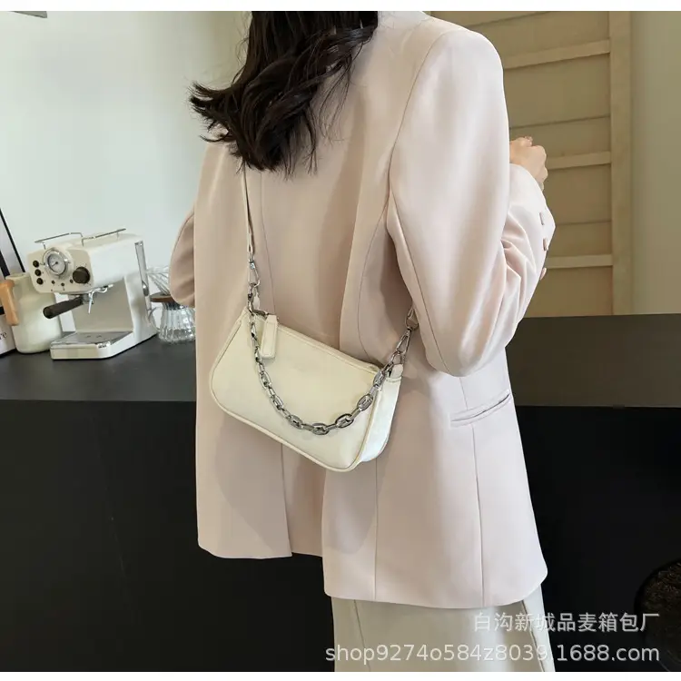 Black Chain Shoulder Bag for Women 2026 — feature 17