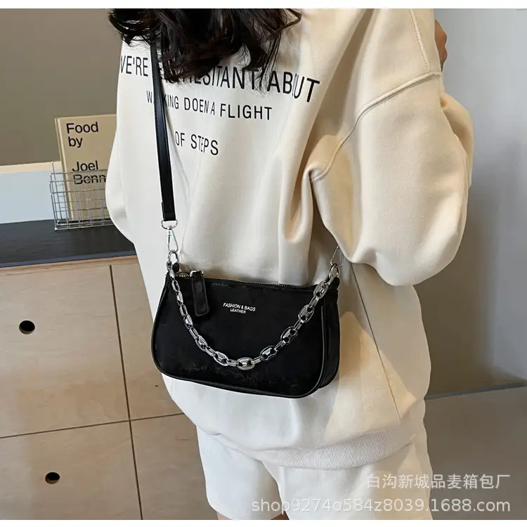 Black Chain Shoulder Bag for Women 2026 — feature 29