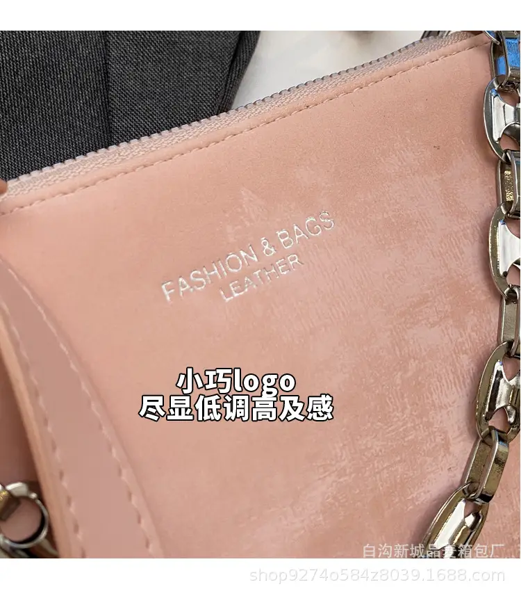 Black Chain Shoulder Bag for Women 2026 — feature 3