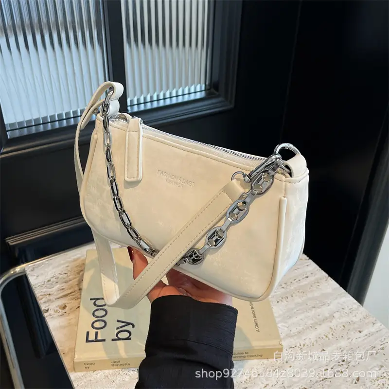 Black Chain Shoulder Bag for Women 2026 - Image 3