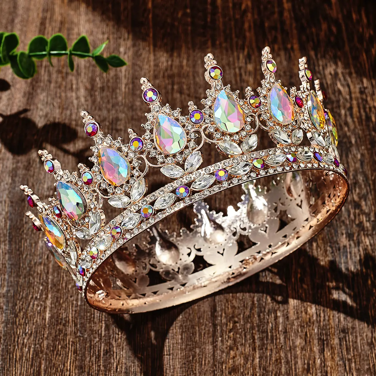 European Baroque Full Circle Rhinestone Crown Hair Accessory — feature 30