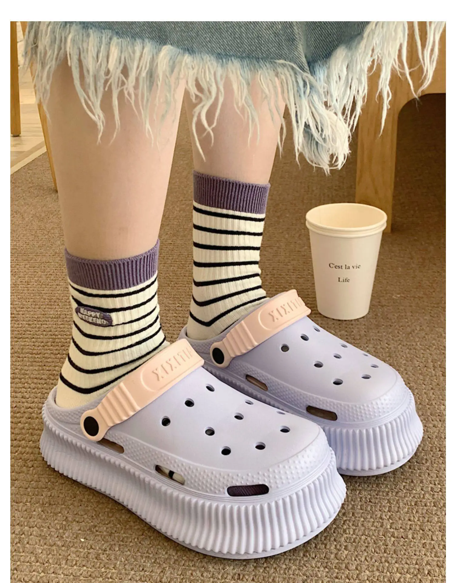 Women's White Croc Heel Sandals with Thick Platform — feature 6