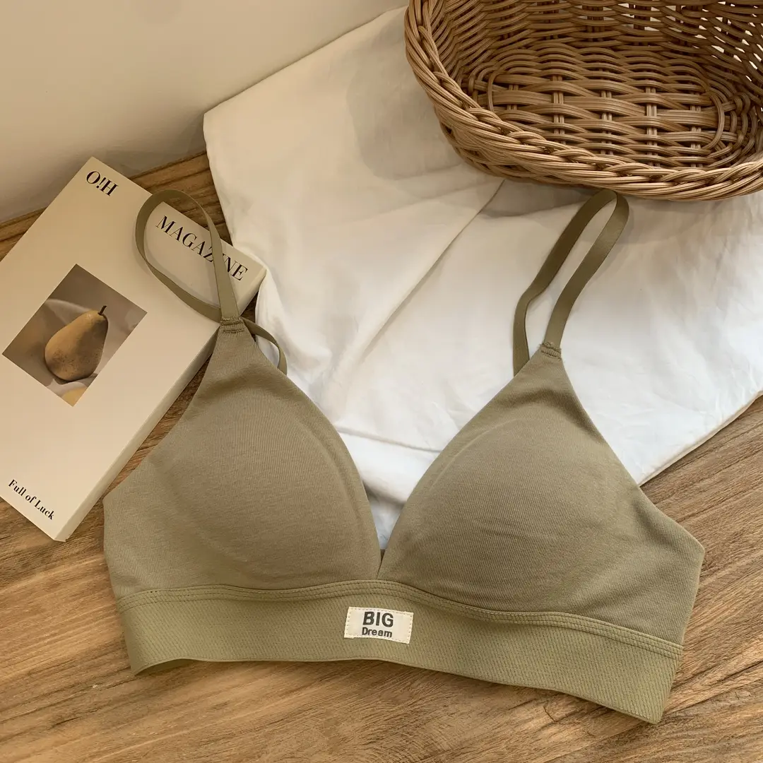 French-Style Triangle Cup Bra for Women with Large Busts, Makes the Bust Look Smaller, No Empty Cup, Popular Sexy Wireless Bra, 2026 New Model