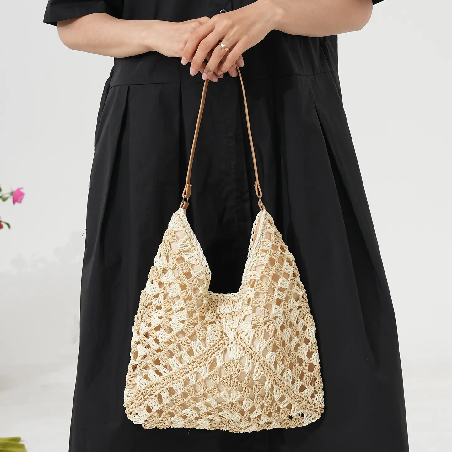 Handwoven Straw Bag Women Large Capacity Shoulder Tote