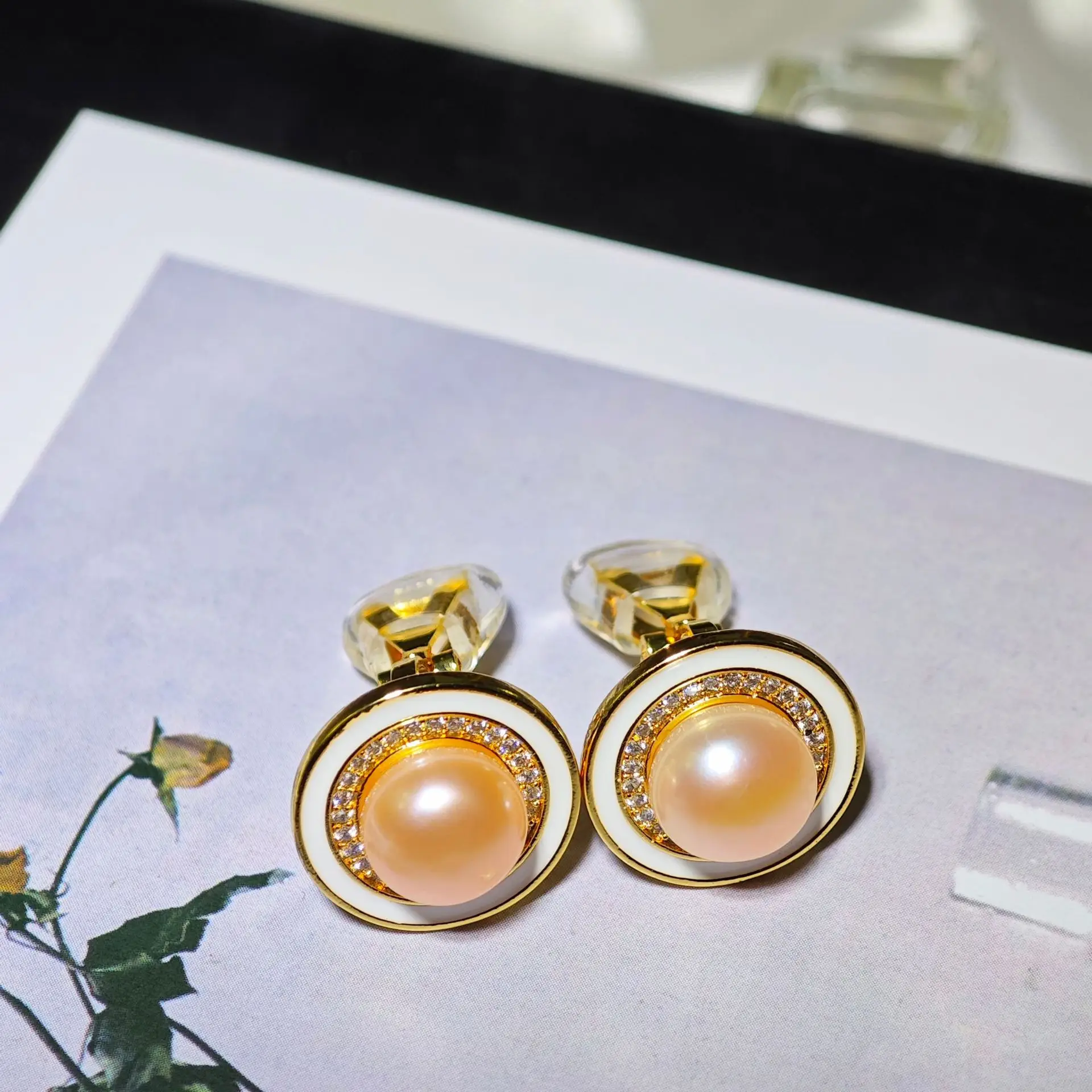 Natural Freshwater Pearl Pearl Earrings Gold Plated — feature 9
