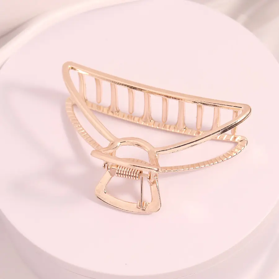 Gold Alloy Hair Claw Clip 25.5g Large Shark Design - Image 15