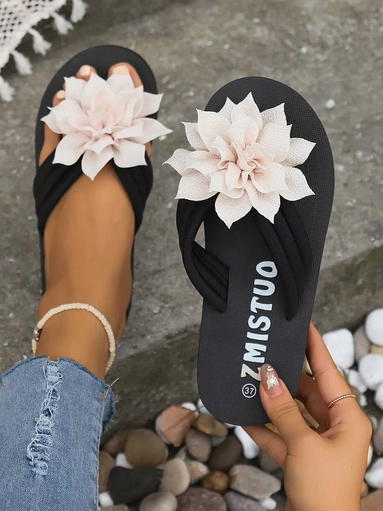 Women Red Flower Flip Flops Large Size Summer — feature 6