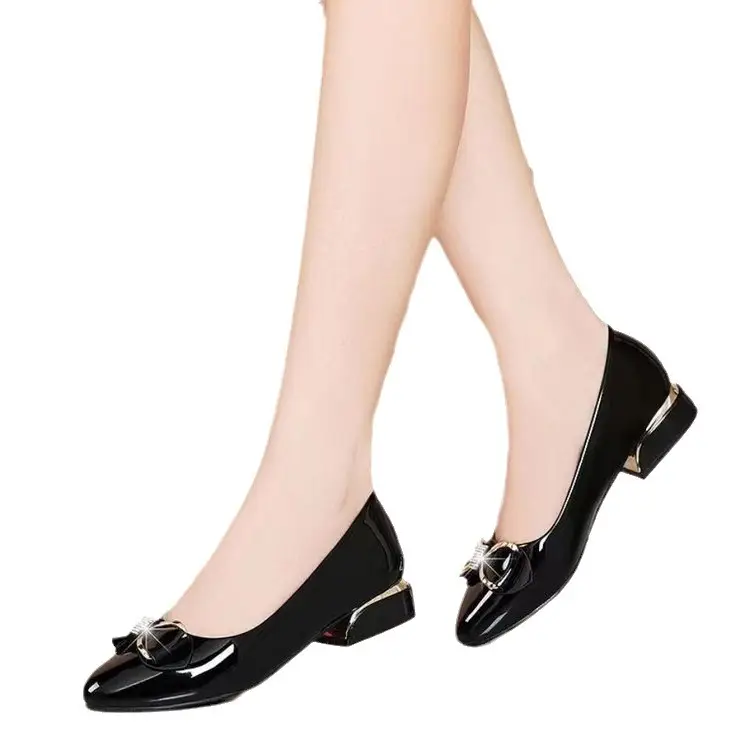 Mother's single-layer shoes soft leather single-layer shoes women's spring casual shoes all-match women's shoes thick heel middle-aged women's all-match soft bottom leather shoes - Image 7