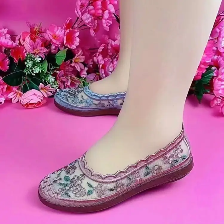Summer breathable old Beijing cloth shoes mesh casual shoes non-slip flower hollow flat middle-aged and elderly mother soft sole shoes — feature 6