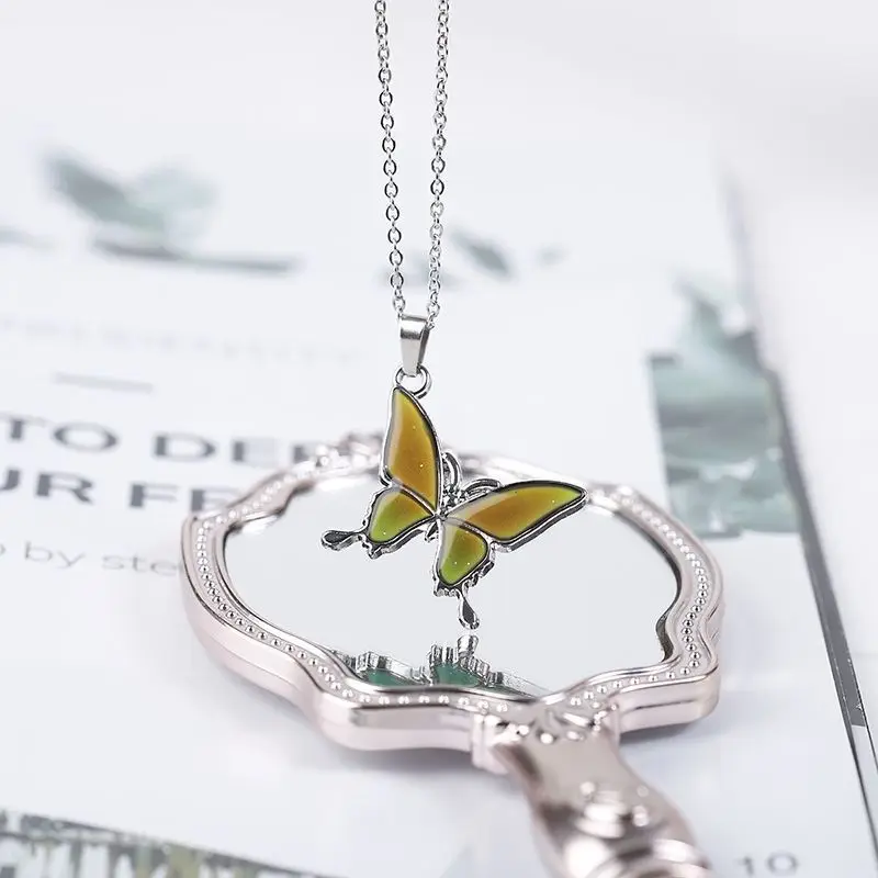 Temperature-Sensitive Heart Necklace Set for Women — feature 2