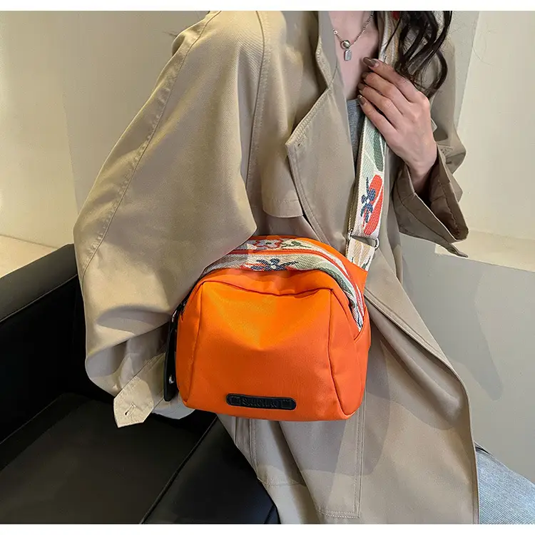 Women's Crossbody Bag Canvas Spring 2026 - Image 7