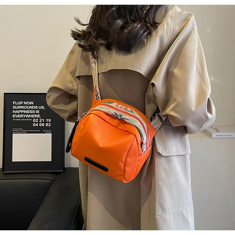 Women's Crossbody Bag Canvas Spring 2026 — feature 41