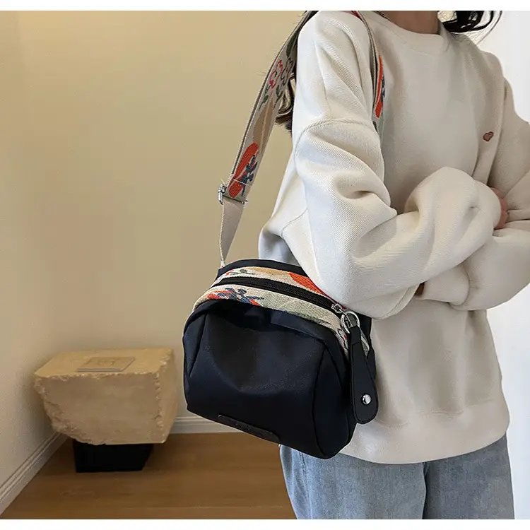 Women's Crossbody Bag Canvas Spring 2026 — feature 47