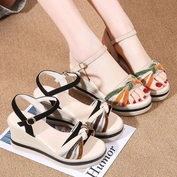 Wedge leather sandals for women 2024 Summer new all-match buckle high heel platform increased casual outdoor slippers - Image 3