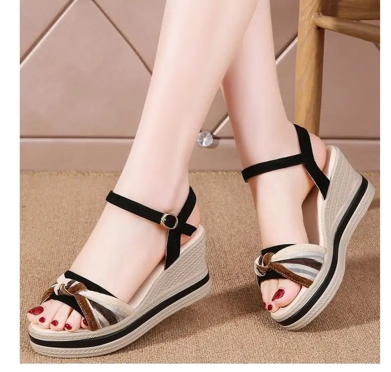 Wedge leather sandals for women 2024 Summer new all-match buckle high heel platform increased casual outdoor slippers — feature 11