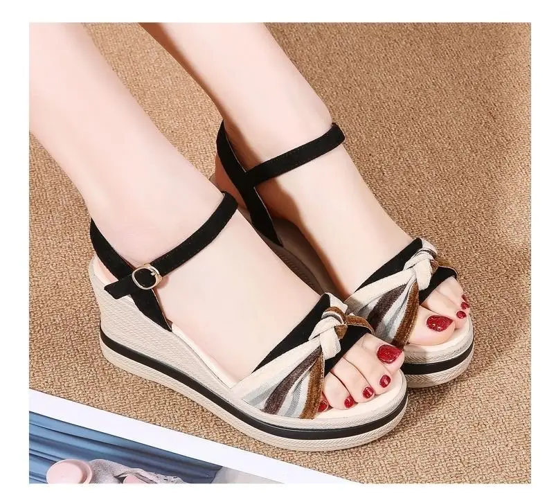 Wedge leather sandals for women 2024 Summer new all-match buckle high heel platform increased casual outdoor slippers — feature 13