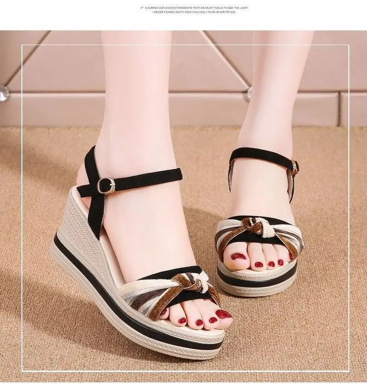 Wedge leather sandals for women 2024 Summer new all-match buckle high heel platform increased casual outdoor slippers — feature 14
