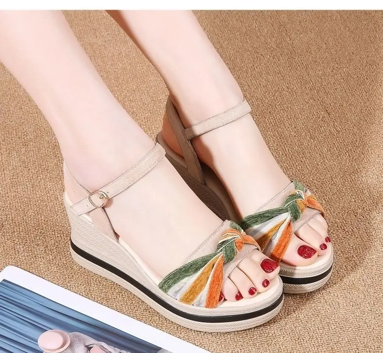 Wedge leather sandals for women 2024 Summer new all-match buckle high heel platform increased casual outdoor slippers — feature 6
