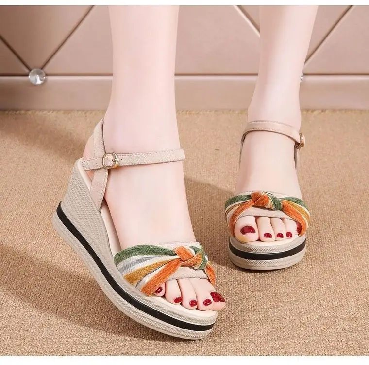 Wedge leather sandals for women 2024 Summer new all-match buckle high heel platform increased casual outdoor slippers — feature 8