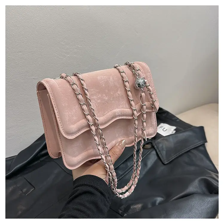 Light Blue Chain Shoulder Bag for Women 2024 Spring Summer — feature 21