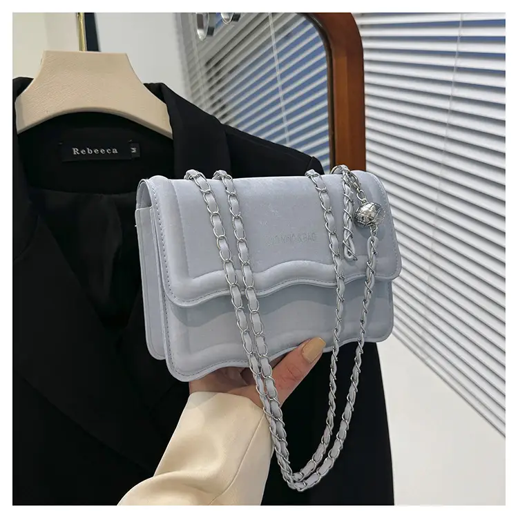 Light Blue Chain Shoulder Bag for Women 2024 Spring Summer — feature 28