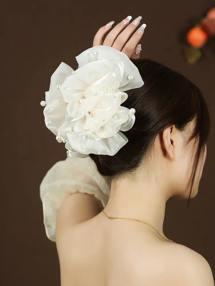 Black Pearl Embellished Hair Clip for Women — feature 10