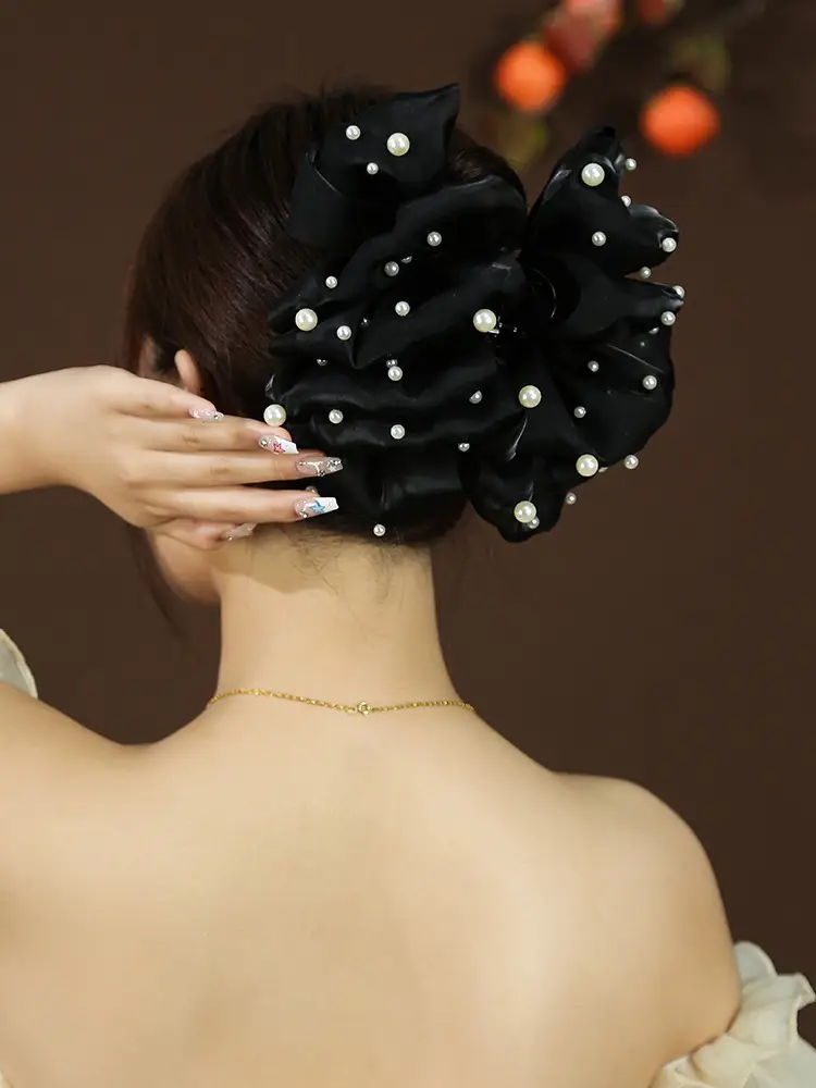 Black Pearl Embellished Hair Clip for Women — feature 4