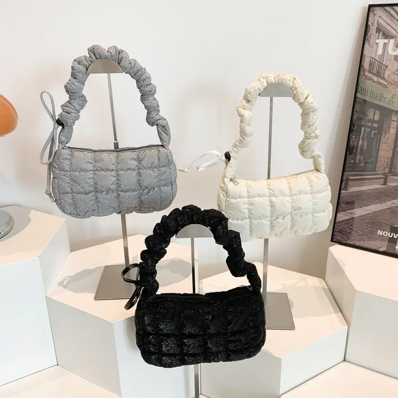 2024 Trendy Pleated Handbag with Crossbody Strap - Image 7