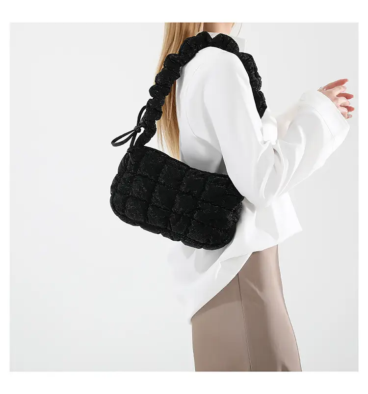 2024 Trendy Pleated Handbag with Crossbody Strap — feature 12