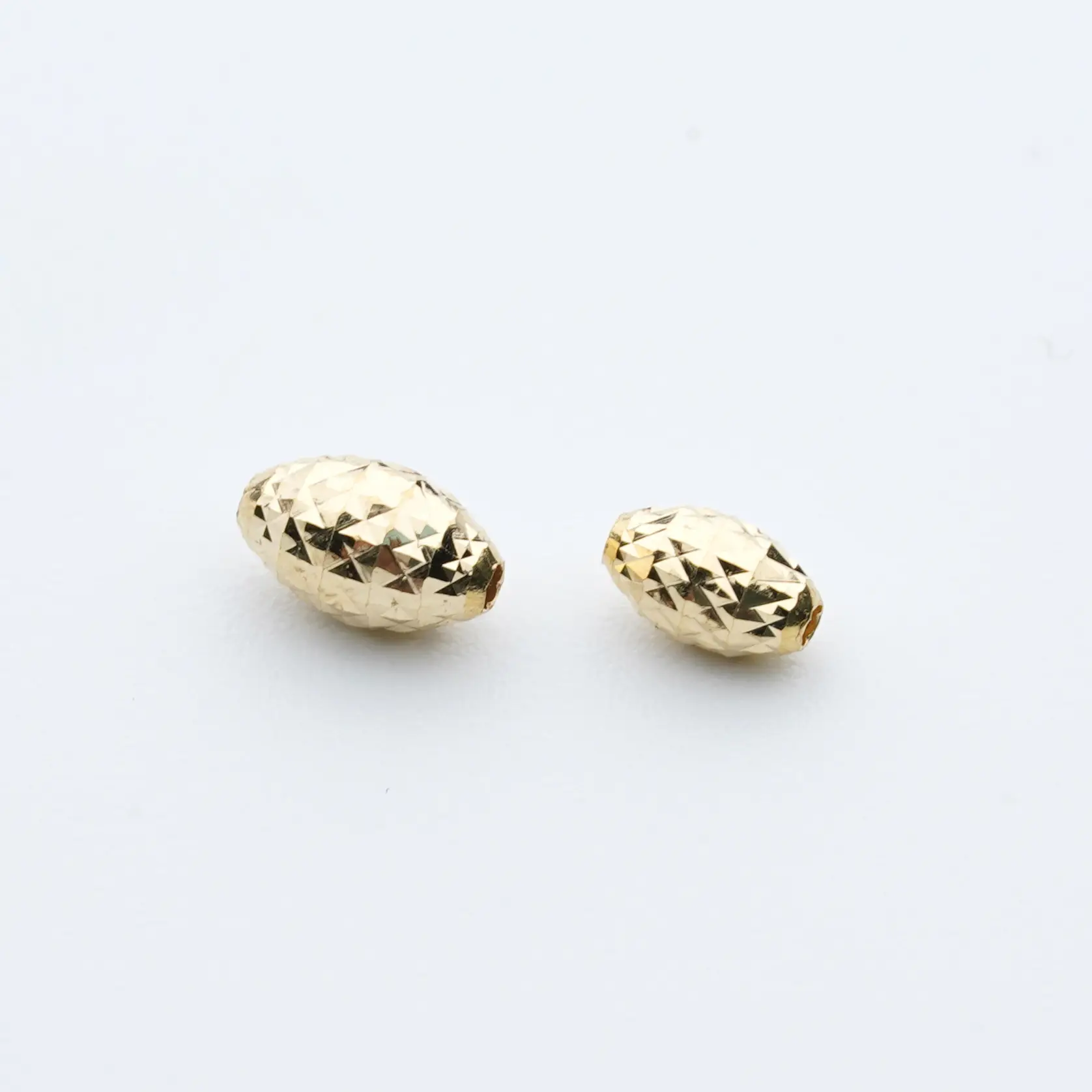 18K Gold Pineapple Beads Gold Accessories Au750 — feature 3