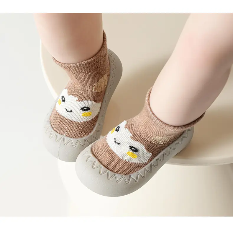 Baby Face Socks for Newborns Brown Non-Slip Indoor Wear β feature 10