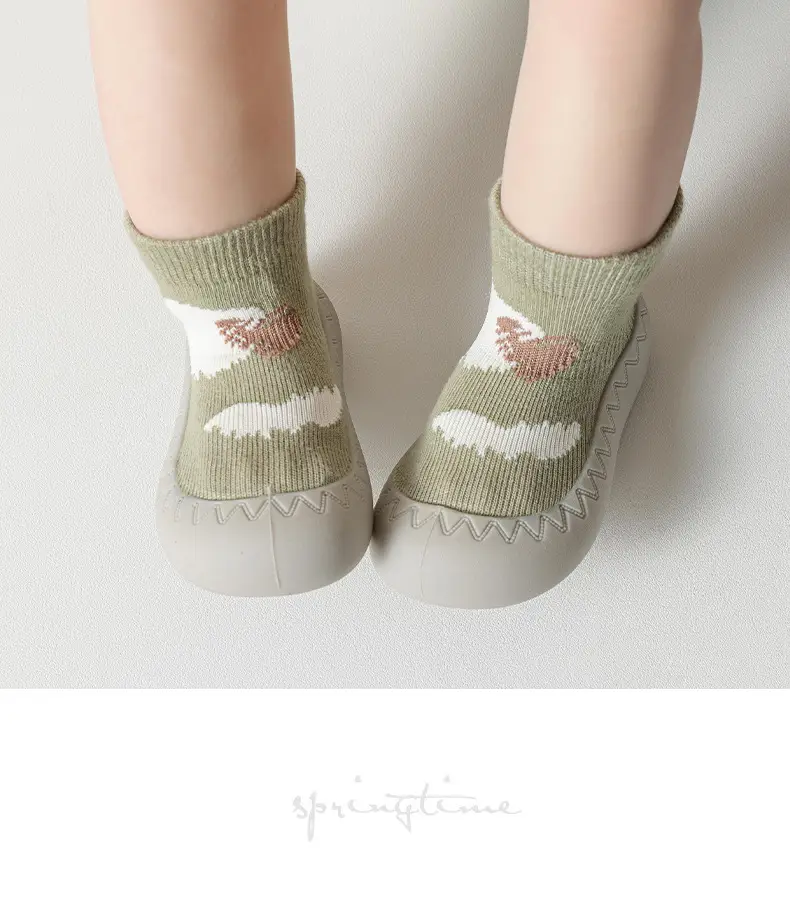 Baby Face Socks for Newborns Brown Non-Slip Indoor Wear β feature 11