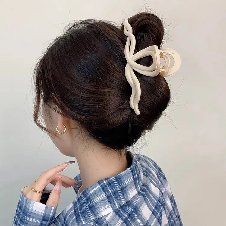 14cm Shark Clip Hairpin for Women 2024