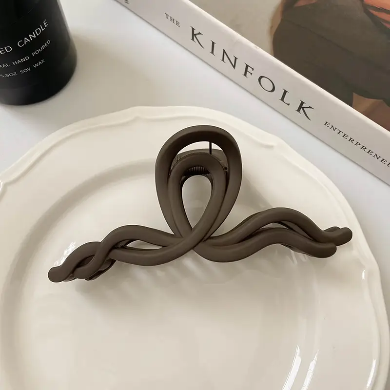 14cm Shark Clip Hairpin for Women 2024