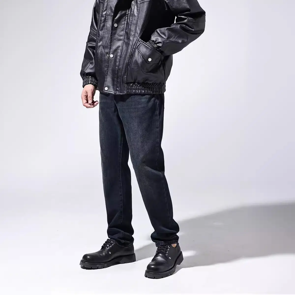 Men Dark Blue Stretch Tapered Jeans Spring