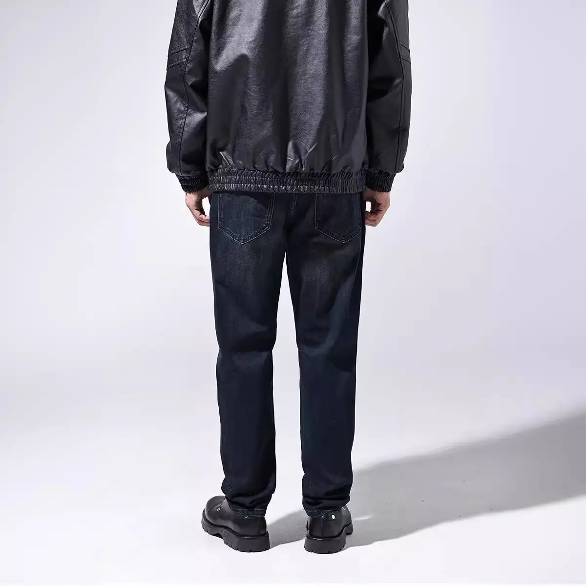 Men Dark Blue Stretch Tapered Jeans Spring