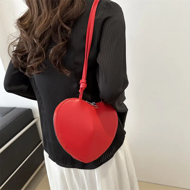 Heart-Shaped Women's Shoulder Bag Beige 2024 - Image 6