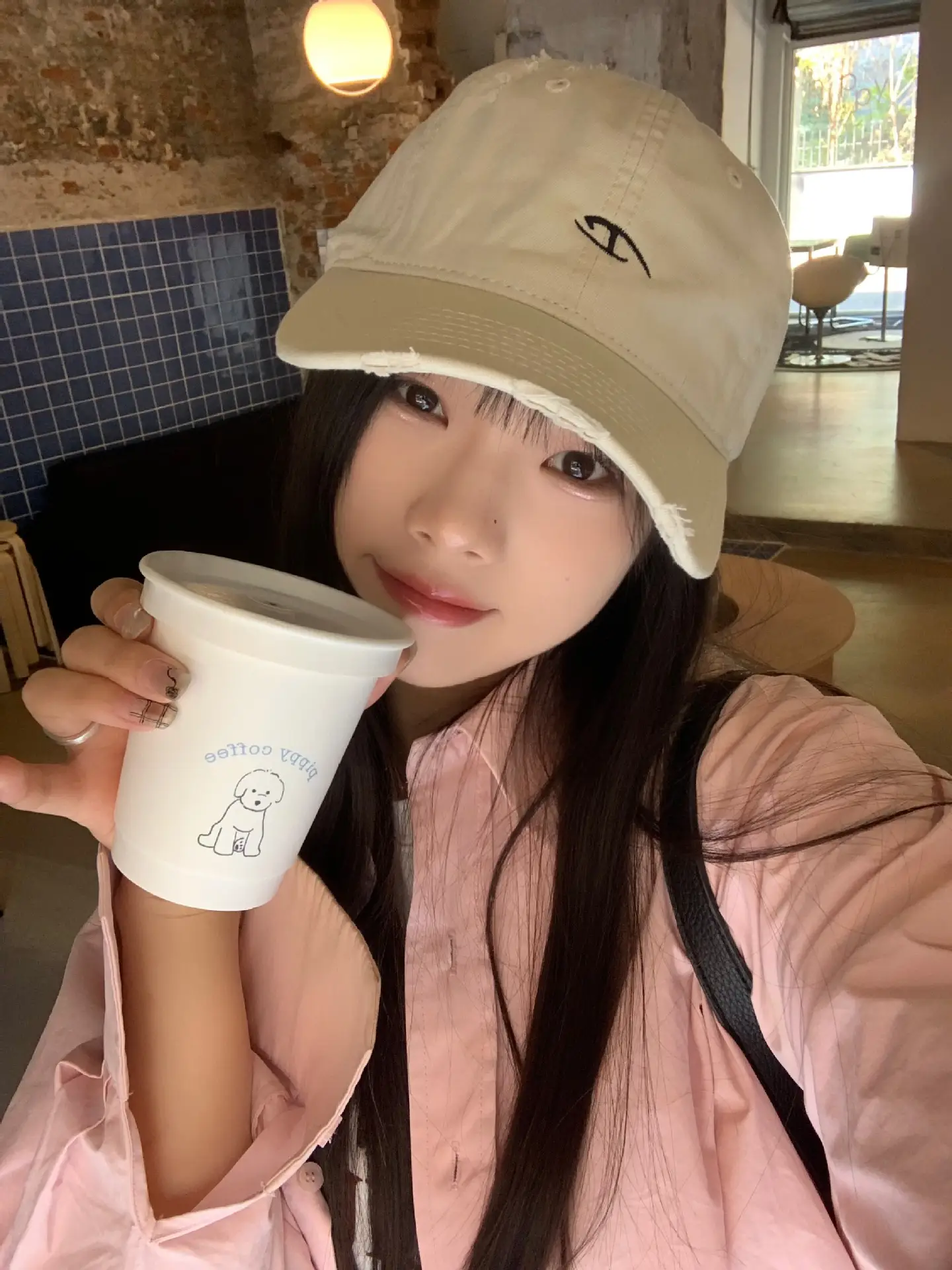 Women Embroidered Duckbill Cap Face-Slimming Baseball Cap - Image 5
