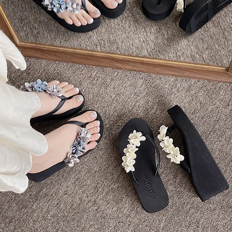 Outdoor student flip-flops women's summer non-slip sandals simple beach slippers flip-flops Korean style wedge platform - Image 4