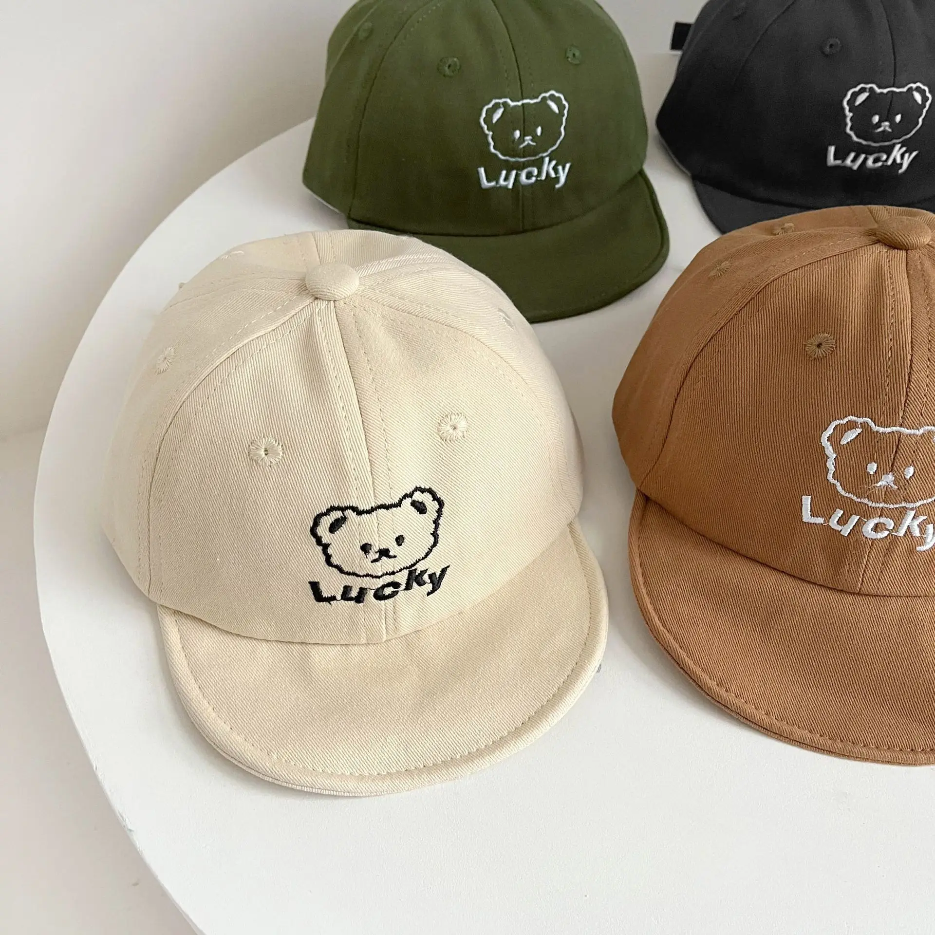 Baby "Lucky" Beanie Cap Beige Spring Autumn β feature 4